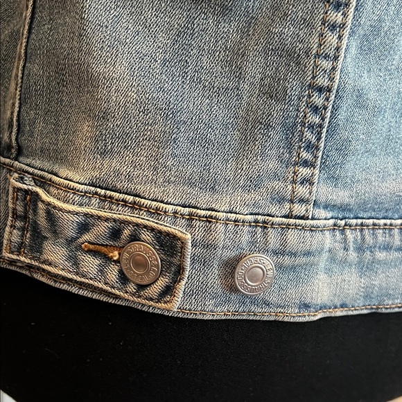 Levi's Light Blue Jean Jacket for Women - Picture 6 of 9